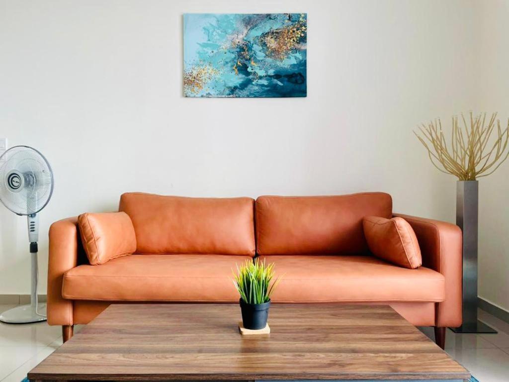 Homestay I-City Cantik, Tenang, Wifi, 4K Smart Tv, Netflix, Coway, Free Parking Шах-Алам Екстер'єр фото