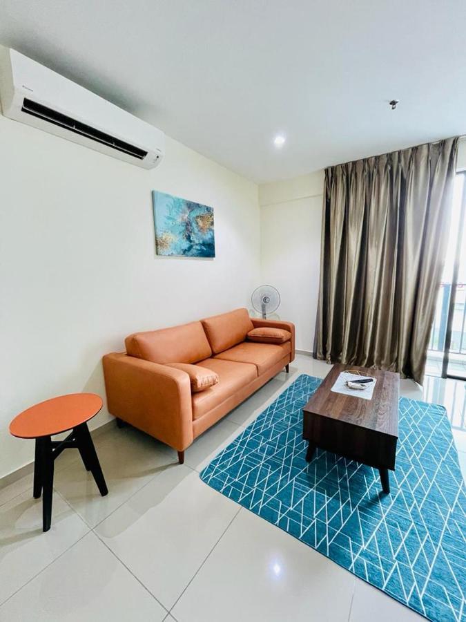 Homestay I-City Cantik, Tenang, Wifi, 4K Smart Tv, Netflix, Coway, Free Parking Шах-Алам Екстер'єр фото