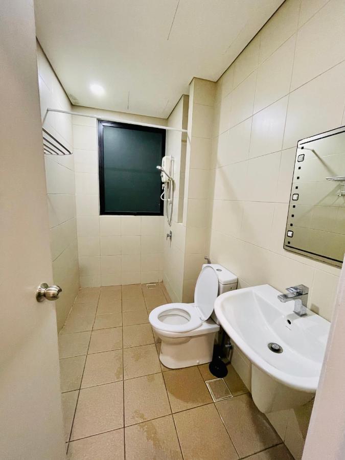 Homestay I-City Cantik, Tenang, Wifi, 4K Smart Tv, Netflix, Coway, Free Parking Шах-Алам Екстер'єр фото